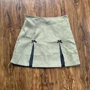 SHEIN Green Mini Skirt with Black Accents